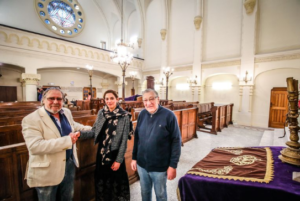 Schepen Hina Bhatti bezoekt Joodse synagoge, die restauratie ondergaat: “In dialoog treden met alle geloofsgemeenschappen”